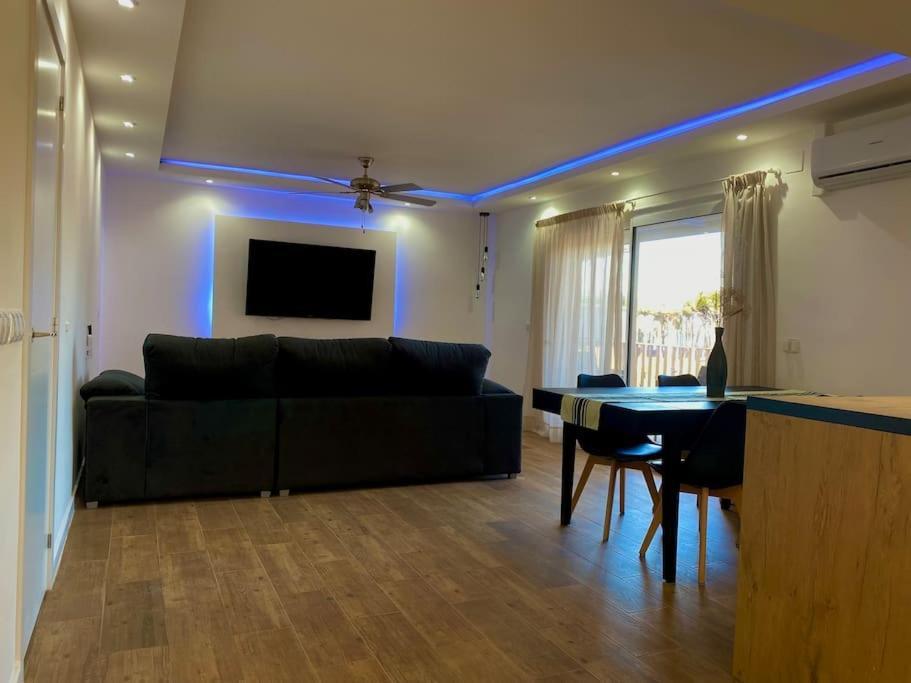 - Salou Port Aventura Apartment *