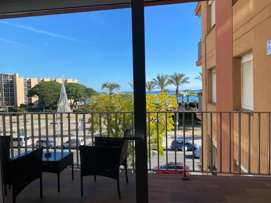- Salou Port Aventura Apartment *
